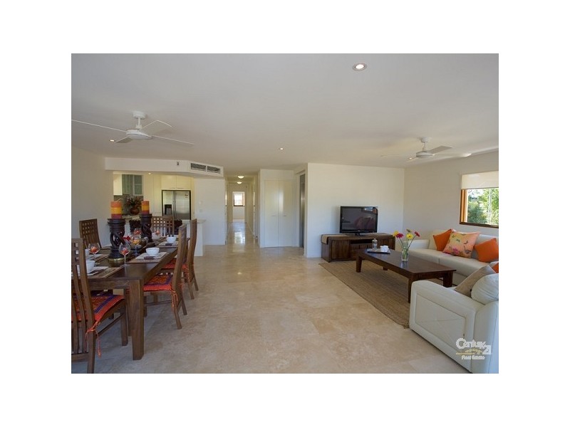 2/55 Elizabeth Street, Noosaville QLD 4566