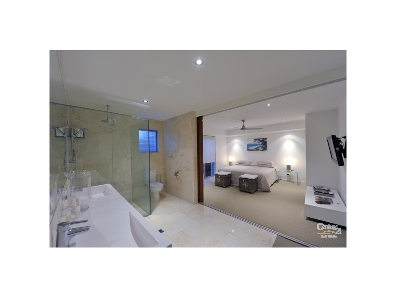 9 Depper Street, Sunshine Beach QLD 4567