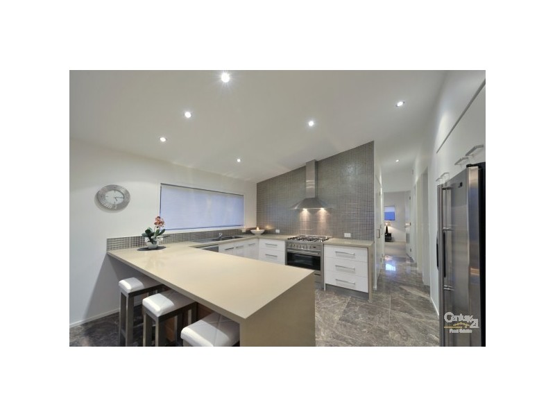 9 Depper Street, Sunshine Beach QLD 4567