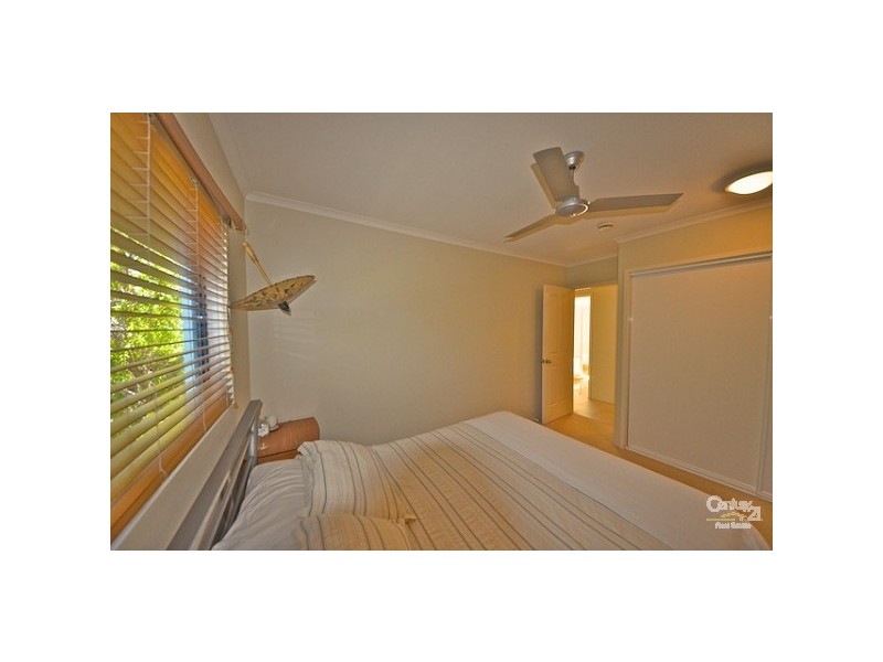 8/21 Henderson, Sunshine Beach QLD 4567