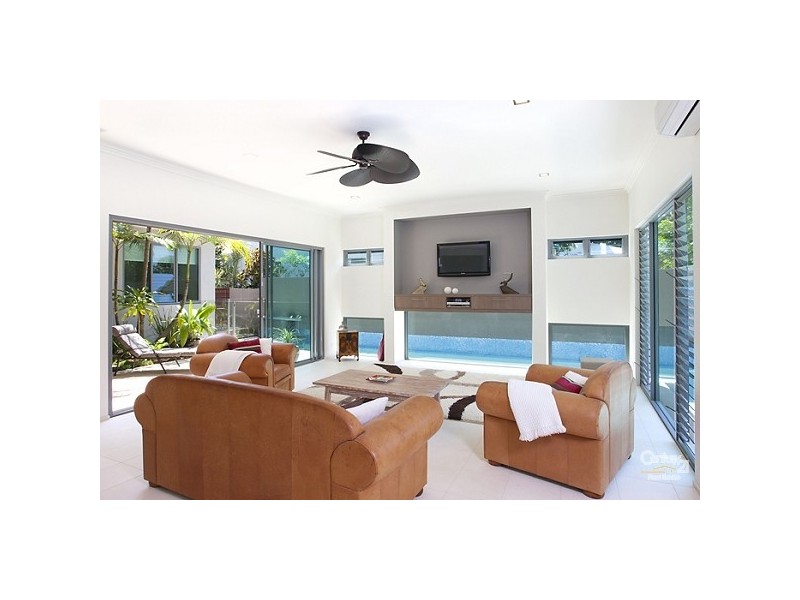 20 Depper Street, Sunshine Beach QLD 4567