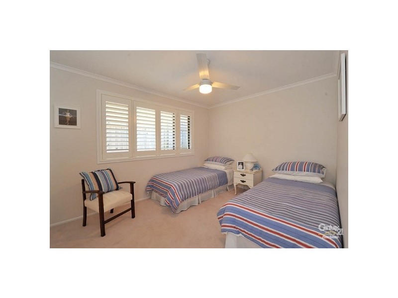 5 Corona Street, Sunshine Beach QLD 4567