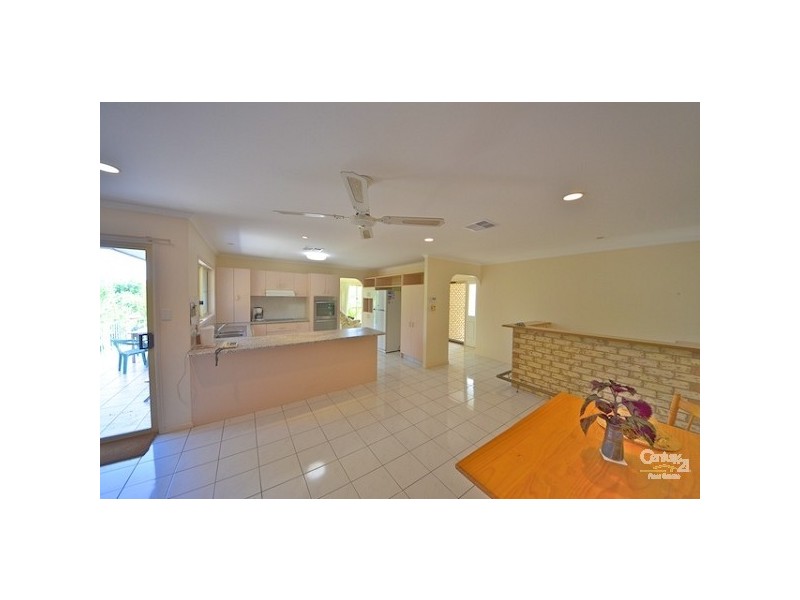 11 Pavonia Street, Peregian Beach QLD 4573