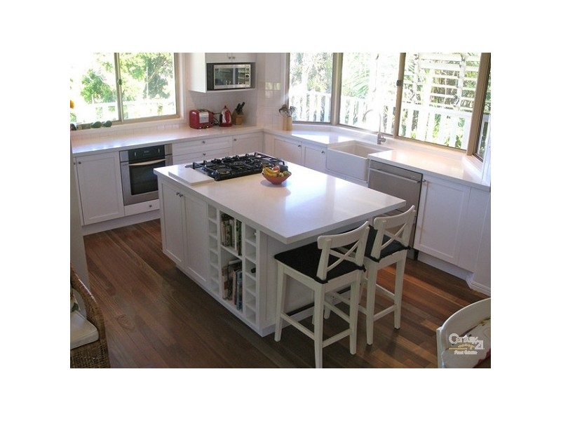 2 Moonbeam Crescent, Castaways Beach QLD 4567