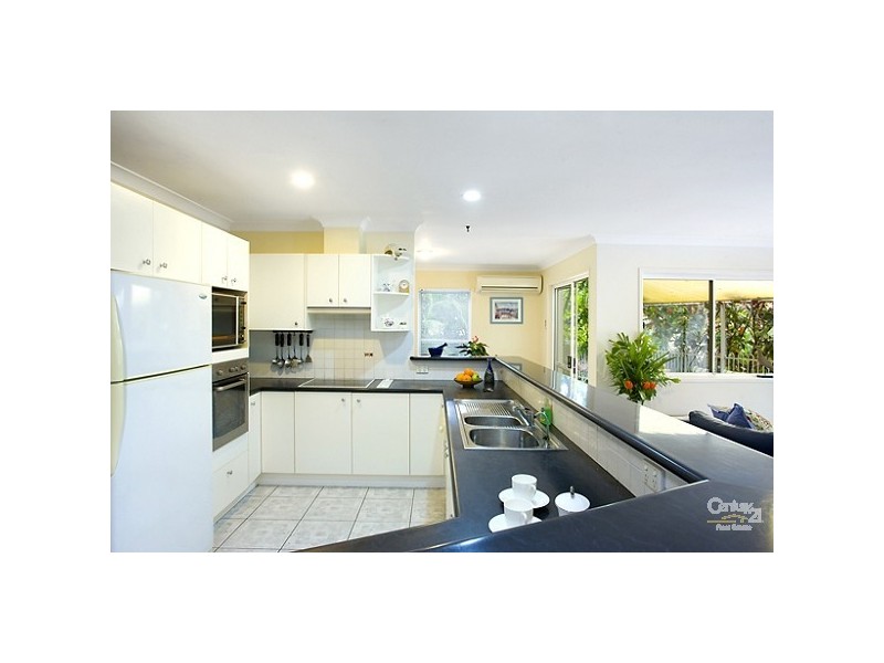 16 Oceania Crescent, Sunshine Beach QLD 4567