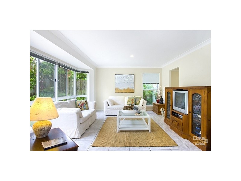 16 Oceania Crescent, Sunshine Beach QLD 4567