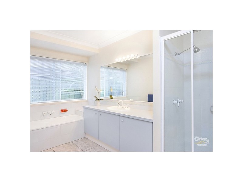 16 Oceania Crescent, Sunshine Beach QLD 4567