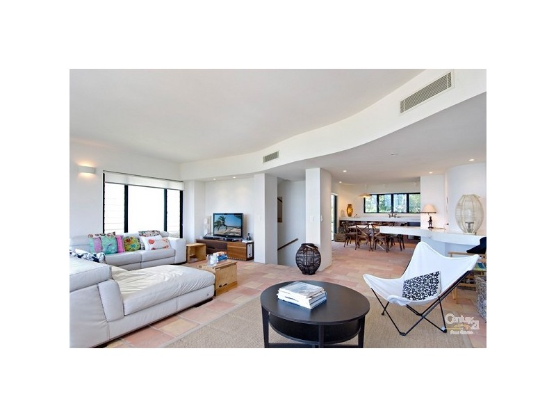 6, 18 Pacific Villas Bryan Street, Sunshine Beach QLD 4567