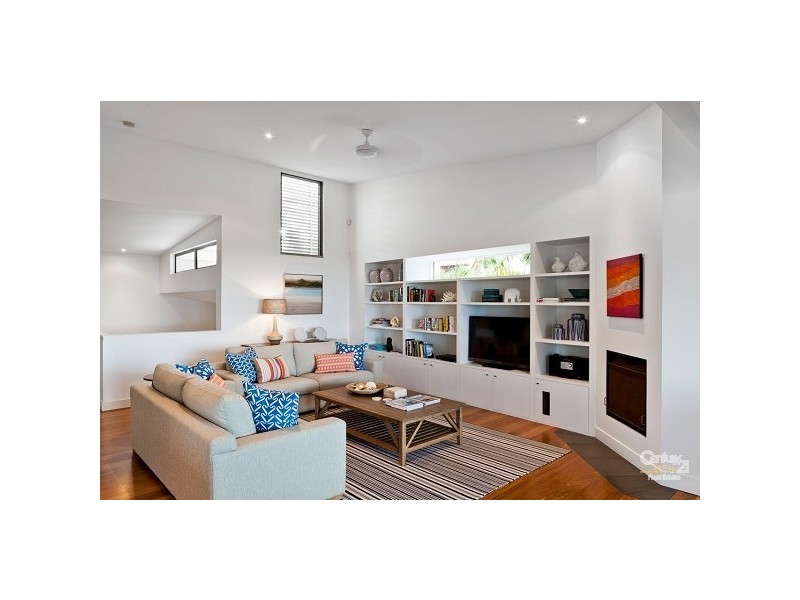21 Ross Crescent, Sunshine Beach QLD 4567
