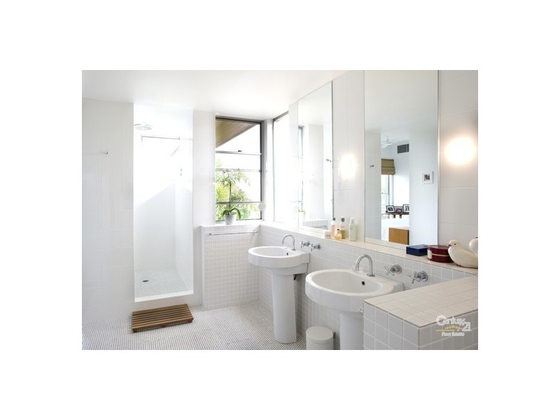 21 Ross Crescent, Sunshine Beach QLD 4567