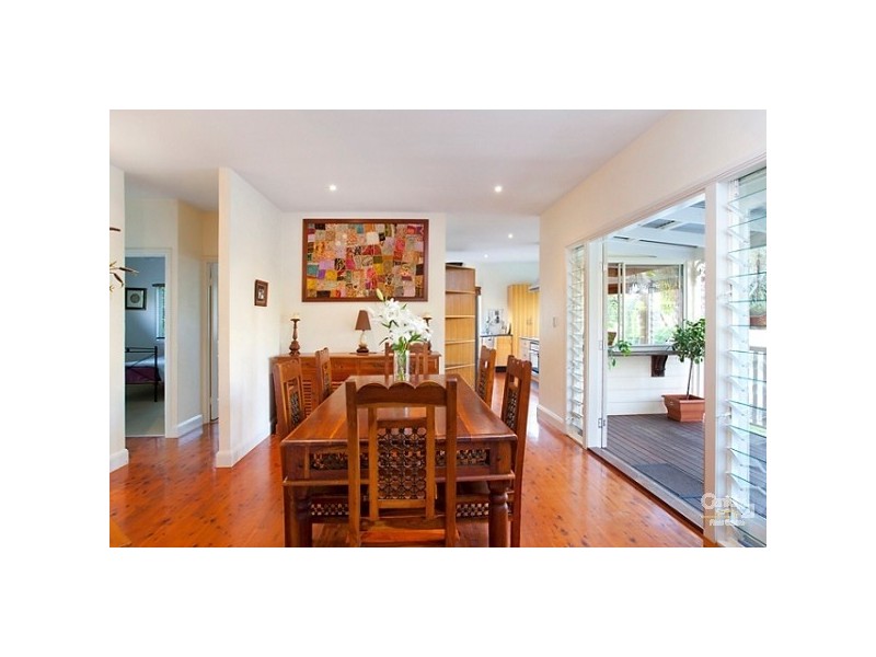 2 Voyagers Place, Sunrise Beach QLD 4567