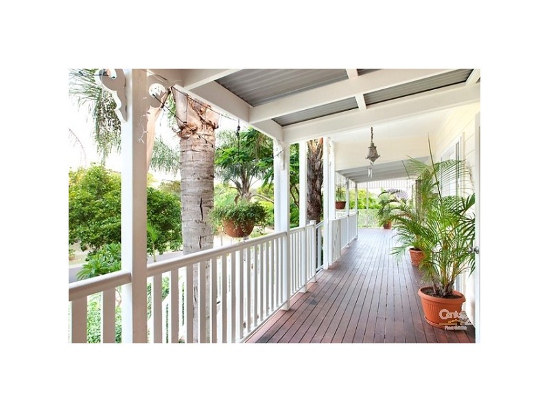 2 Voyagers Place, Sunrise Beach QLD 4567