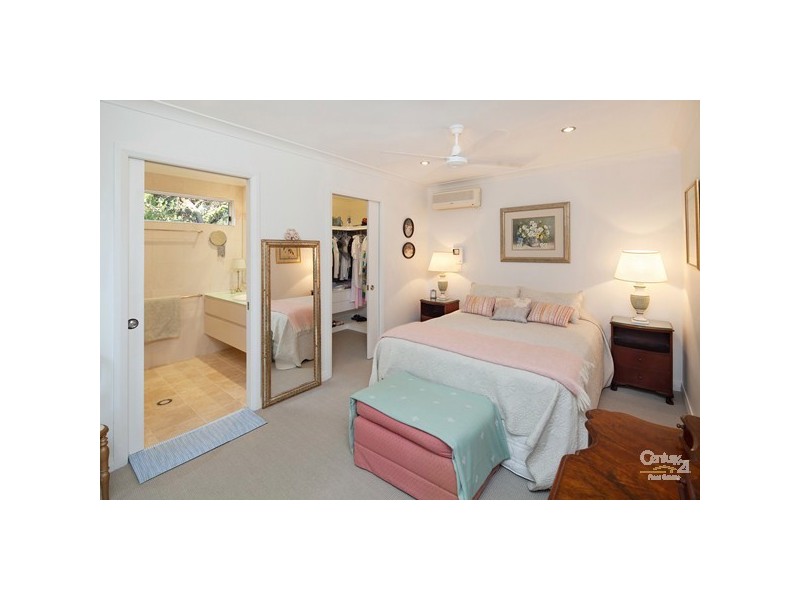24 Oceania Crescent, Sunshine Beach QLD 4567