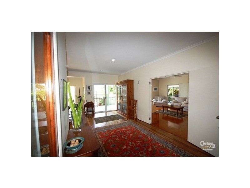 20 Seaview Terrace, Sunshine Beach QLD 4567