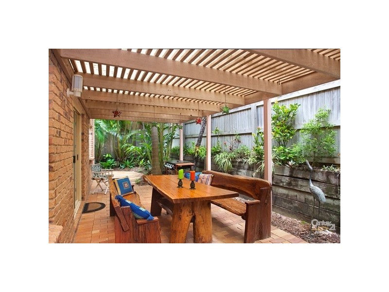 2/15 Parkedge Road, Sunshine Beach QLD 4567