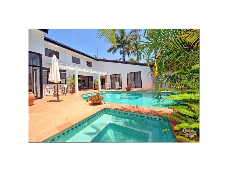 9 Wesley Court, Noosa Heads QLD 4567