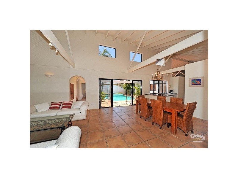 9 Wesley Court, Noosa Heads QLD 4567