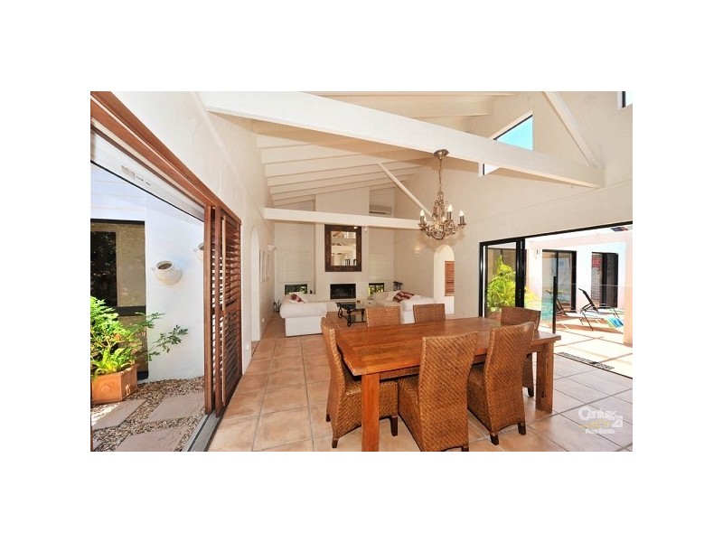 9 Wesley Court, Noosa Heads QLD 4567