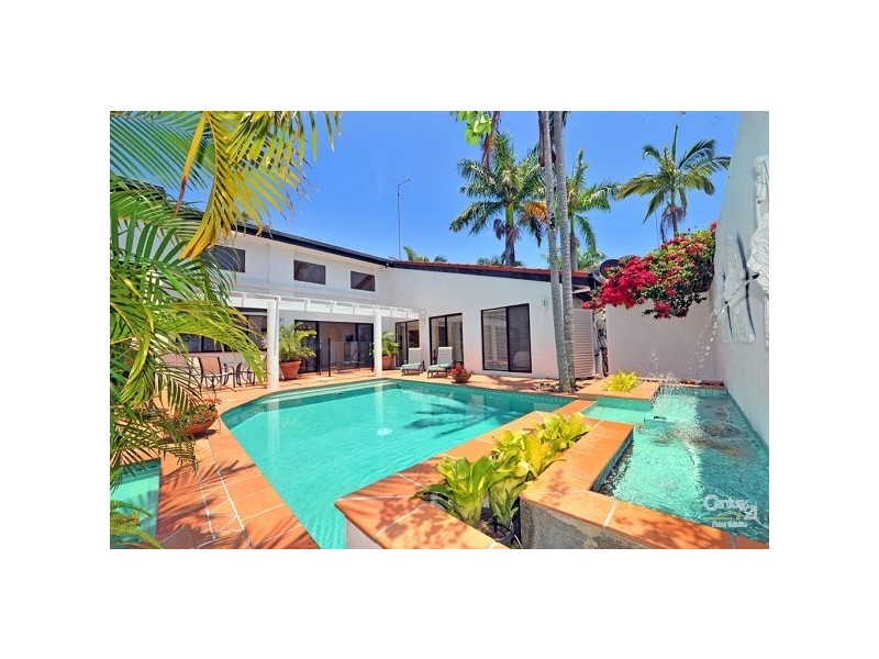 9 Wesley Court, Noosa Heads QLD 4567