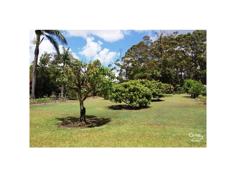 5 Kingsgate Drive, Tinbeerwah QLD 4563