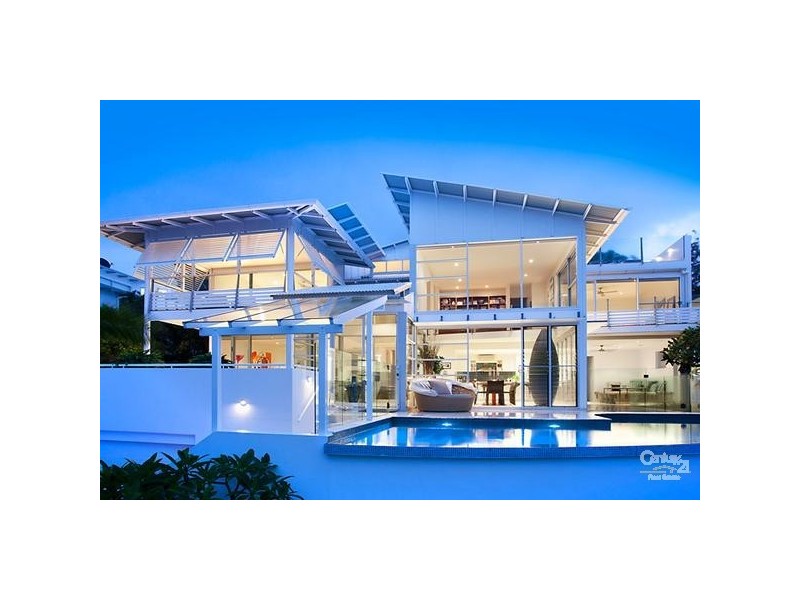 4 Whale Drive, Sunshine Beach QLD 4567