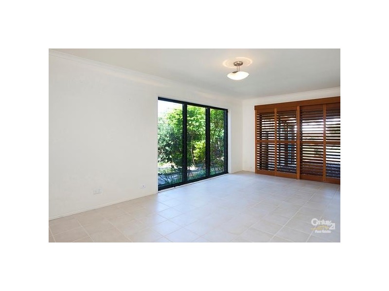 6 Weyba Street, Sunshine Beach QLD 4567