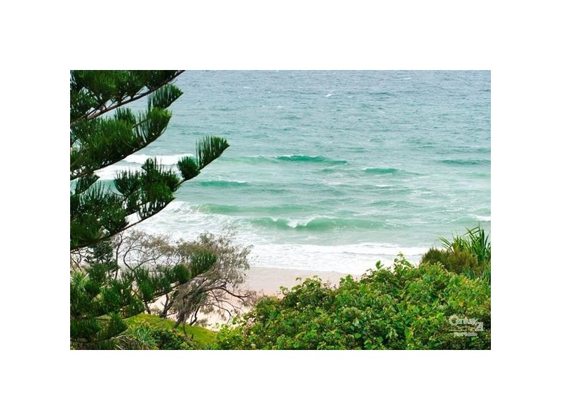 2,1 Crank Street, Sunshine Beach QLD 4567