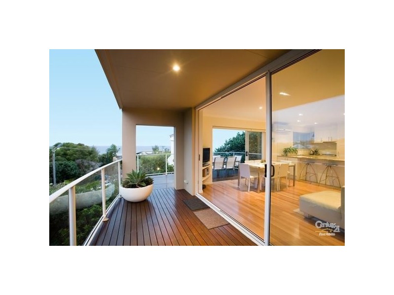 1/49 Tingira Crescent, Sunrise Beach QLD 4567