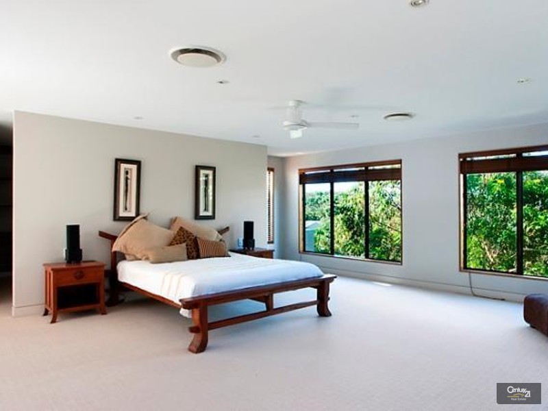 13 Elanda Street, Sunshine Beach QLD 4567