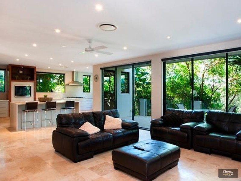 13 Elanda Street, Sunshine Beach QLD 4567