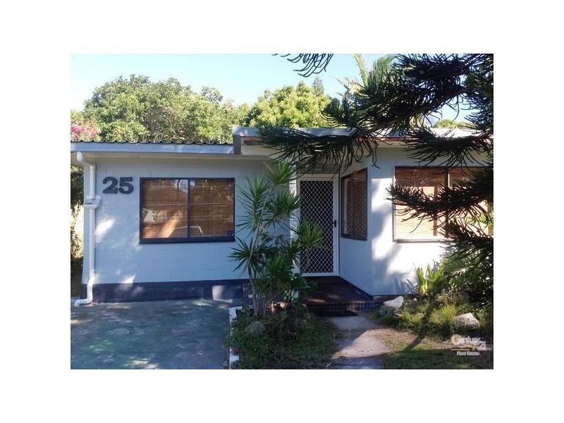 25 Pacific Avenue, Sunshine Beach QLD 4567