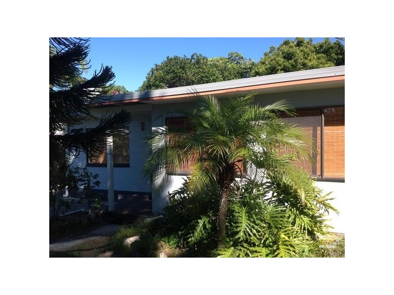25 Pacific Avenue, Sunshine Beach QLD 4567