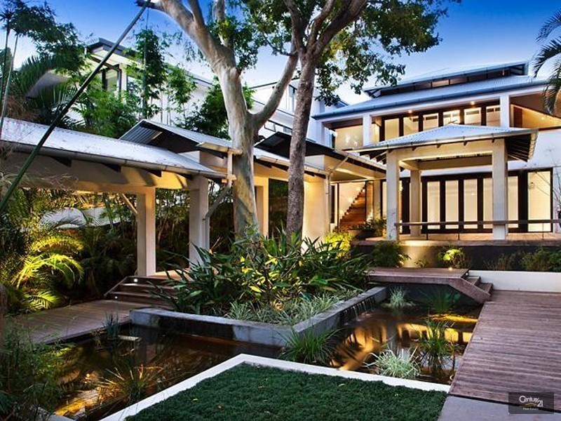 9 Elanda Street, Sunshine Beach QLD 4567