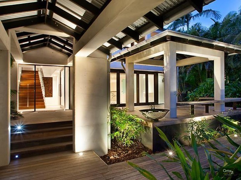 9 Elanda Street, Sunshine Beach QLD 4567