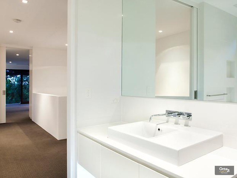 9 Elanda Street, Sunshine Beach QLD 4567