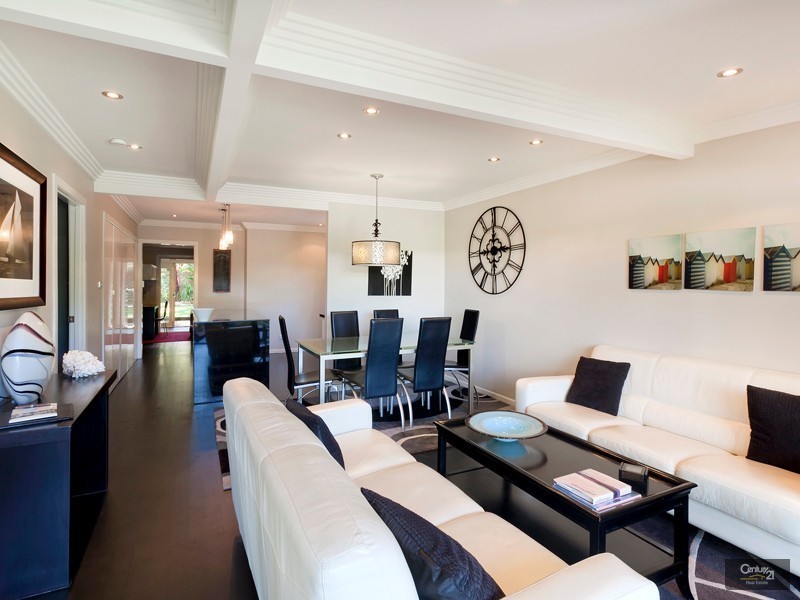 35 Ferguson Street, Sunshine Beach QLD 4567