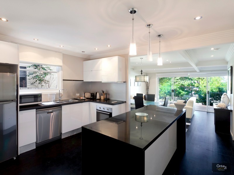 35 Ferguson Street, Sunshine Beach QLD 4567