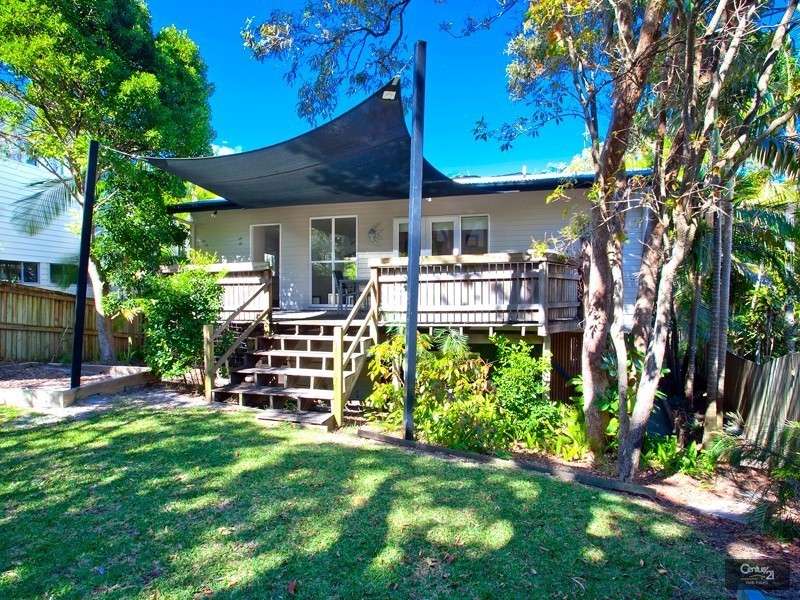 9 Ferguson Street, Sunshine Beach QLD 4567