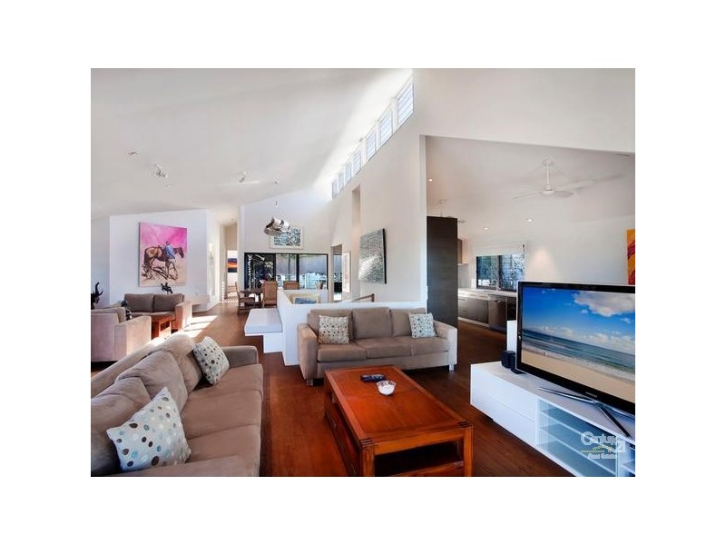 63 Seaview Terrace, Sunshine Beach QLD 4567