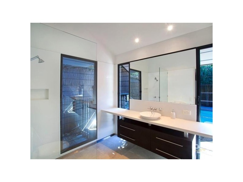 63 Seaview Terrace, Sunshine Beach QLD 4567