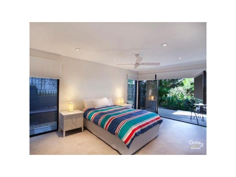 63 Seaview Terrace, Sunshine Beach QLD 4567