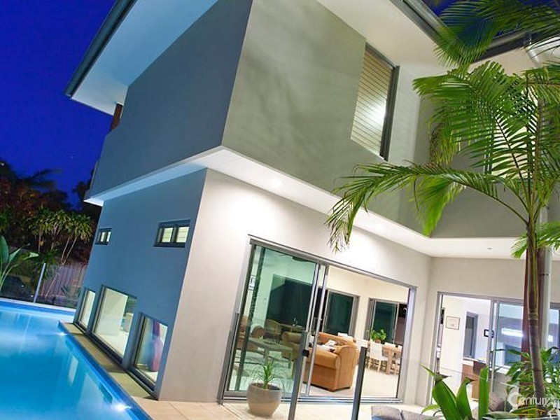 20 Depper Street, Sunshine Beach QLD 4567