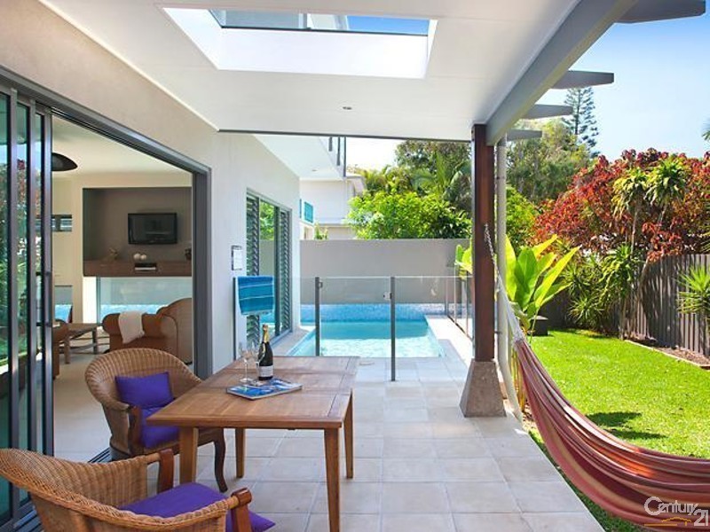 20 Depper Street, Sunshine Beach QLD 4567