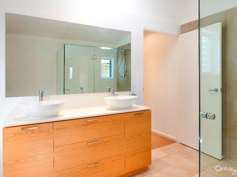 9 Maher Terrace, Sunshine Beach QLD 4567