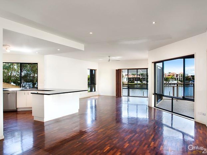 55 Saltwater Avenue, Noosaville QLD 4566