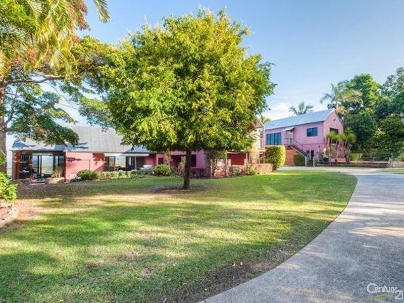 2 Smiths Road, Tinbeerwah QLD 4563