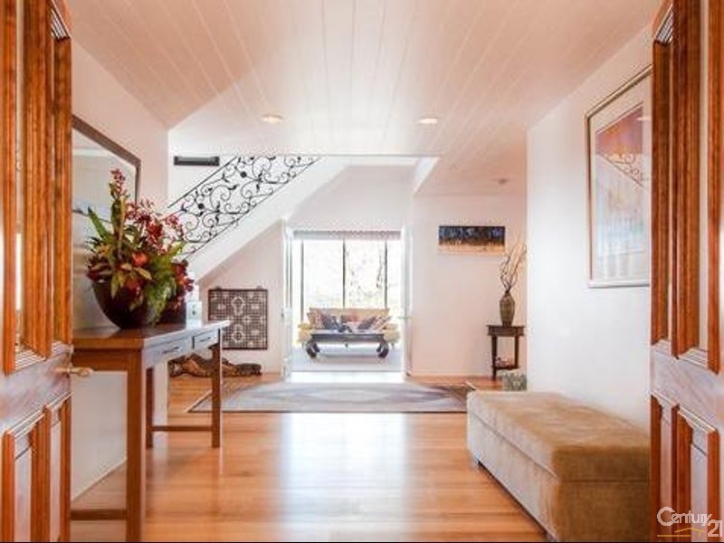 2 Smiths Road, Tinbeerwah QLD 4563