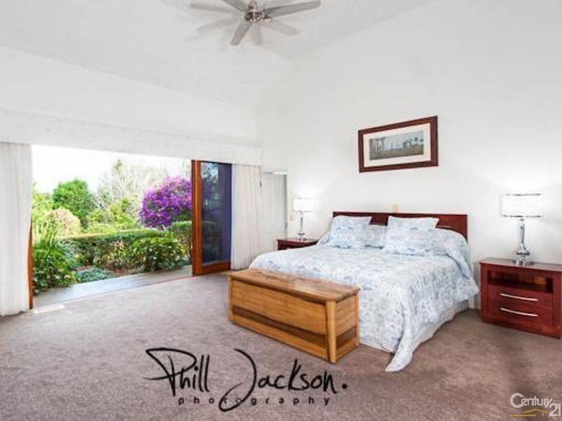 2 Smiths Road, Tinbeerwah QLD 4563