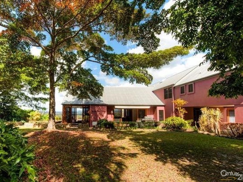 2 Smiths Road, Tinbeerwah QLD 4563