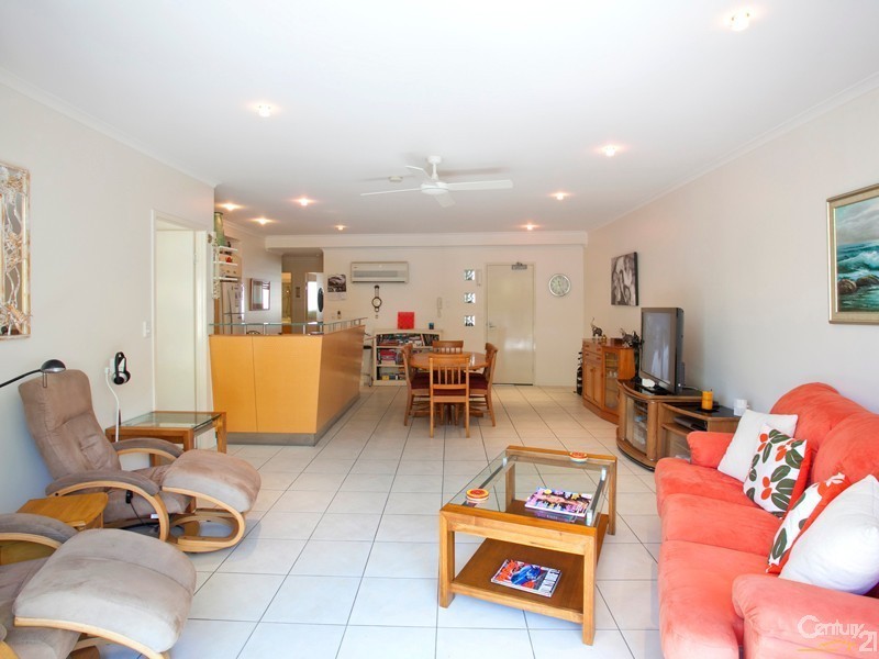 2/33 Elanda Street, Sunshine Beach QLD 4567